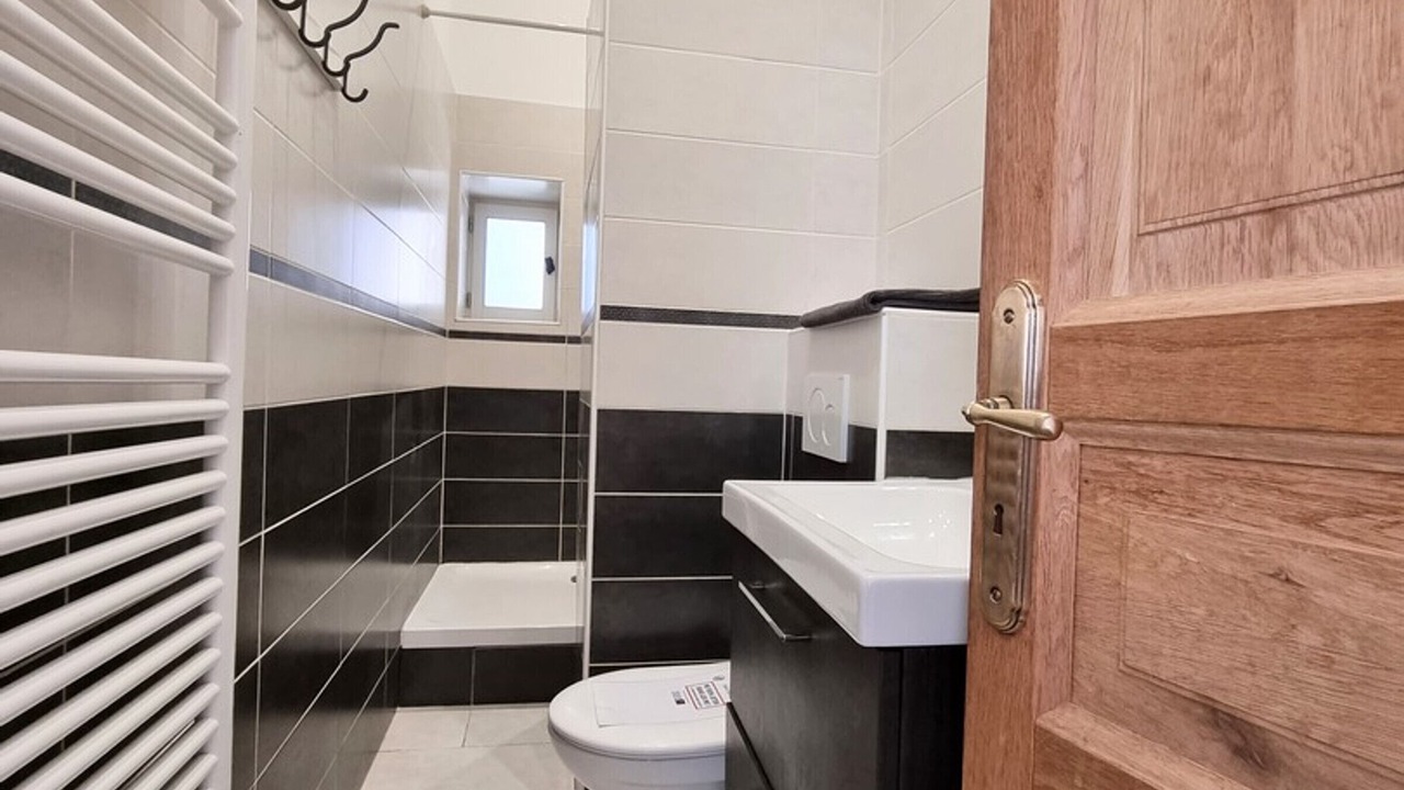 Photo of Bathroom in Fremainville
