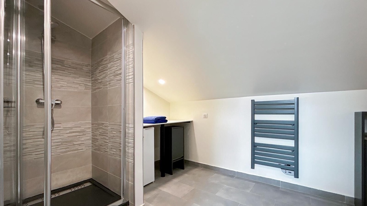 Photo of Bathroom in Sainte-Genevieve-des-Bois