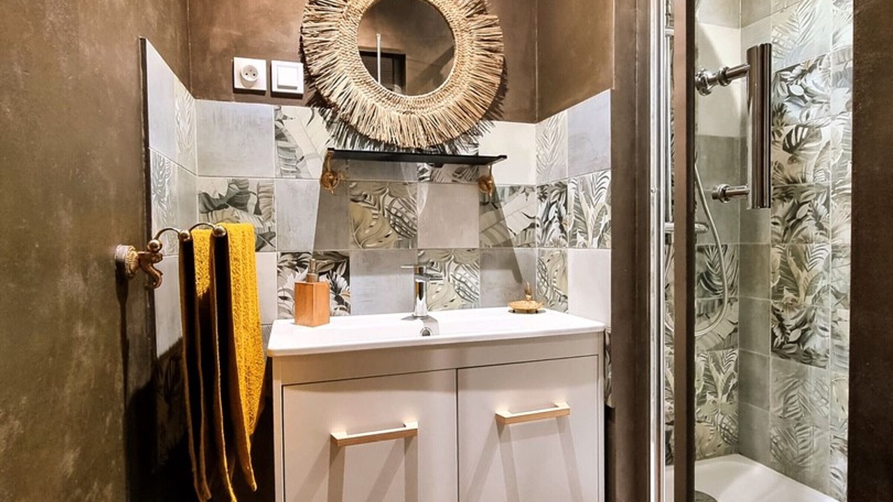 Photo of Bathroom in Louvres