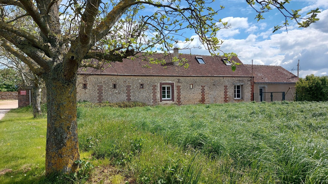 Photo of Outdoor in Escorpain