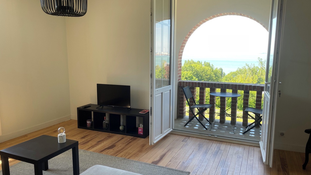 Photo of Patio Balcony in Villerville
