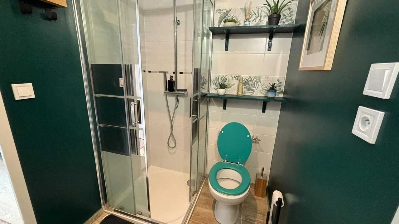 Photo of Bathroom in Henriville
