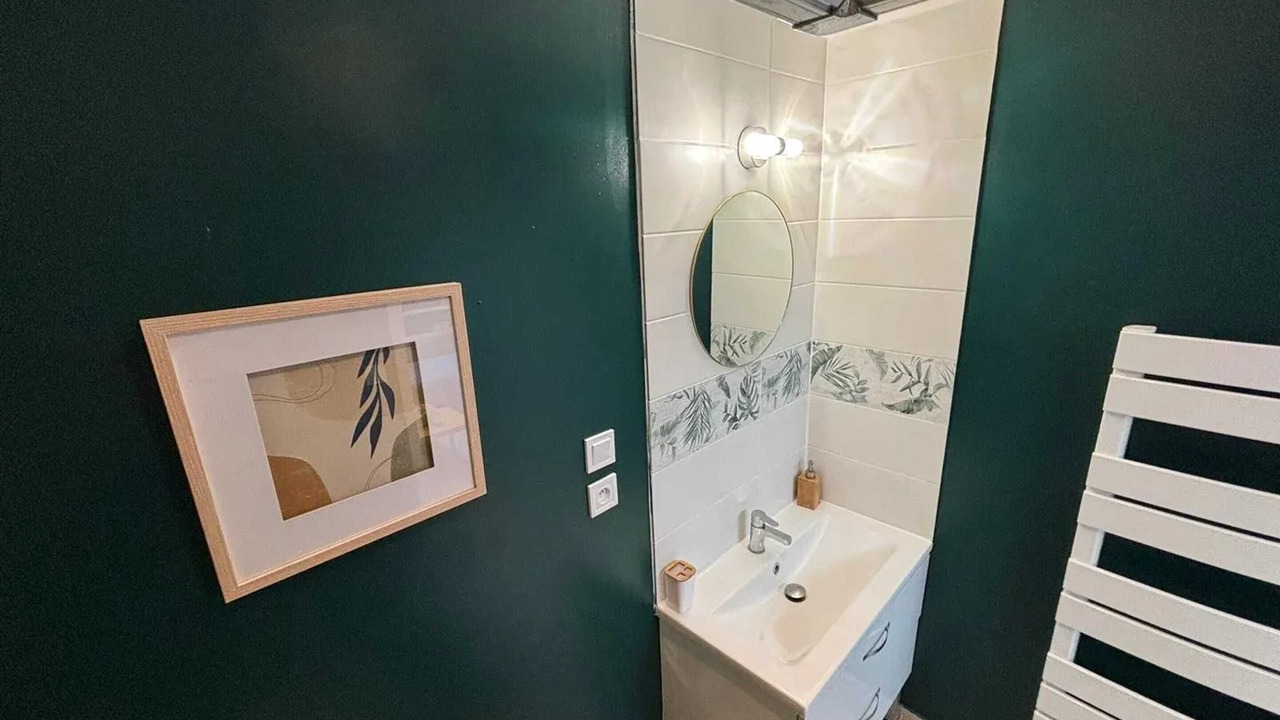 Photo of Bathroom in Henriville