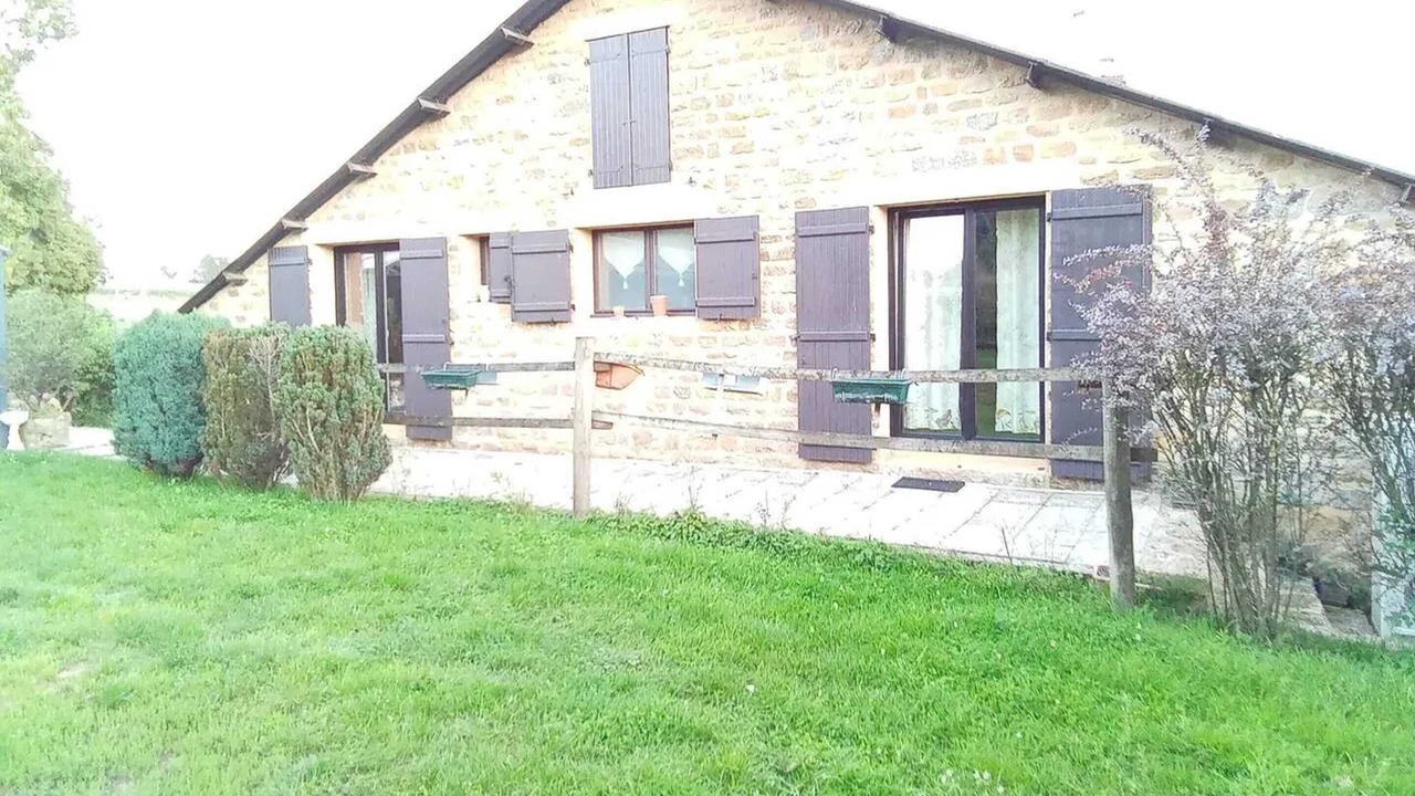 Photo of Outdoor in Blombay