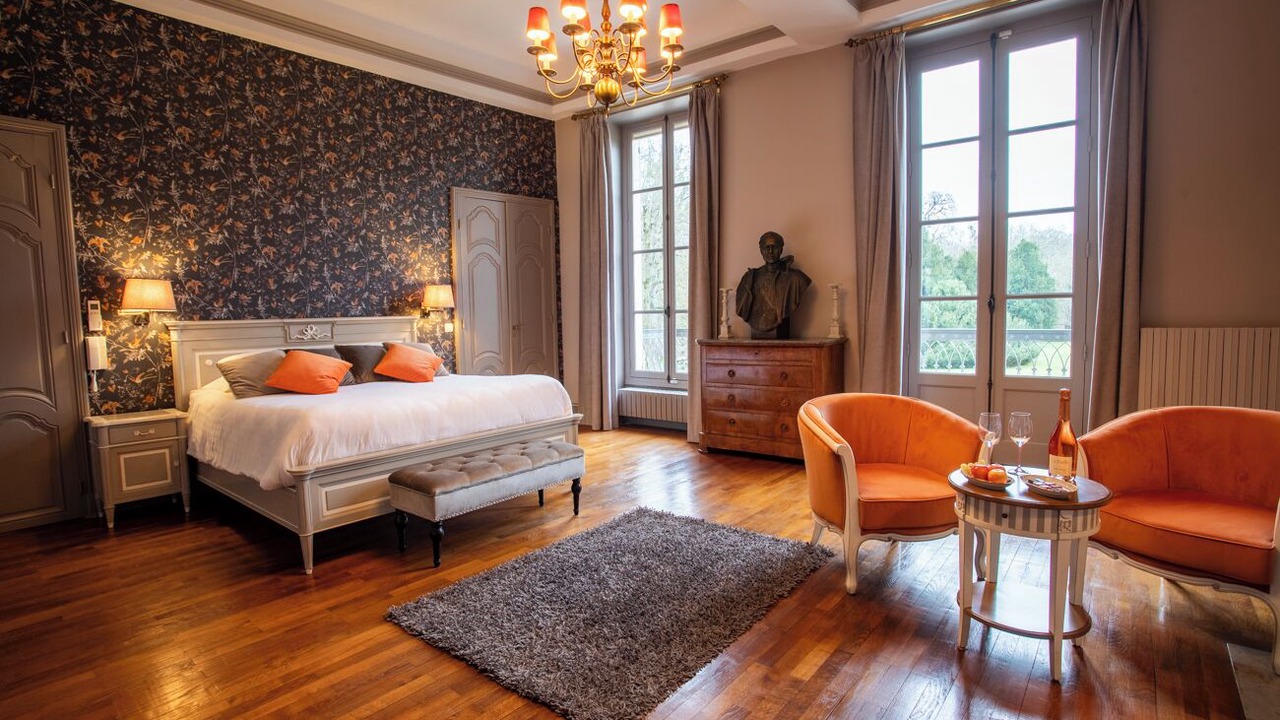 Photo of Bedroom in Quincey