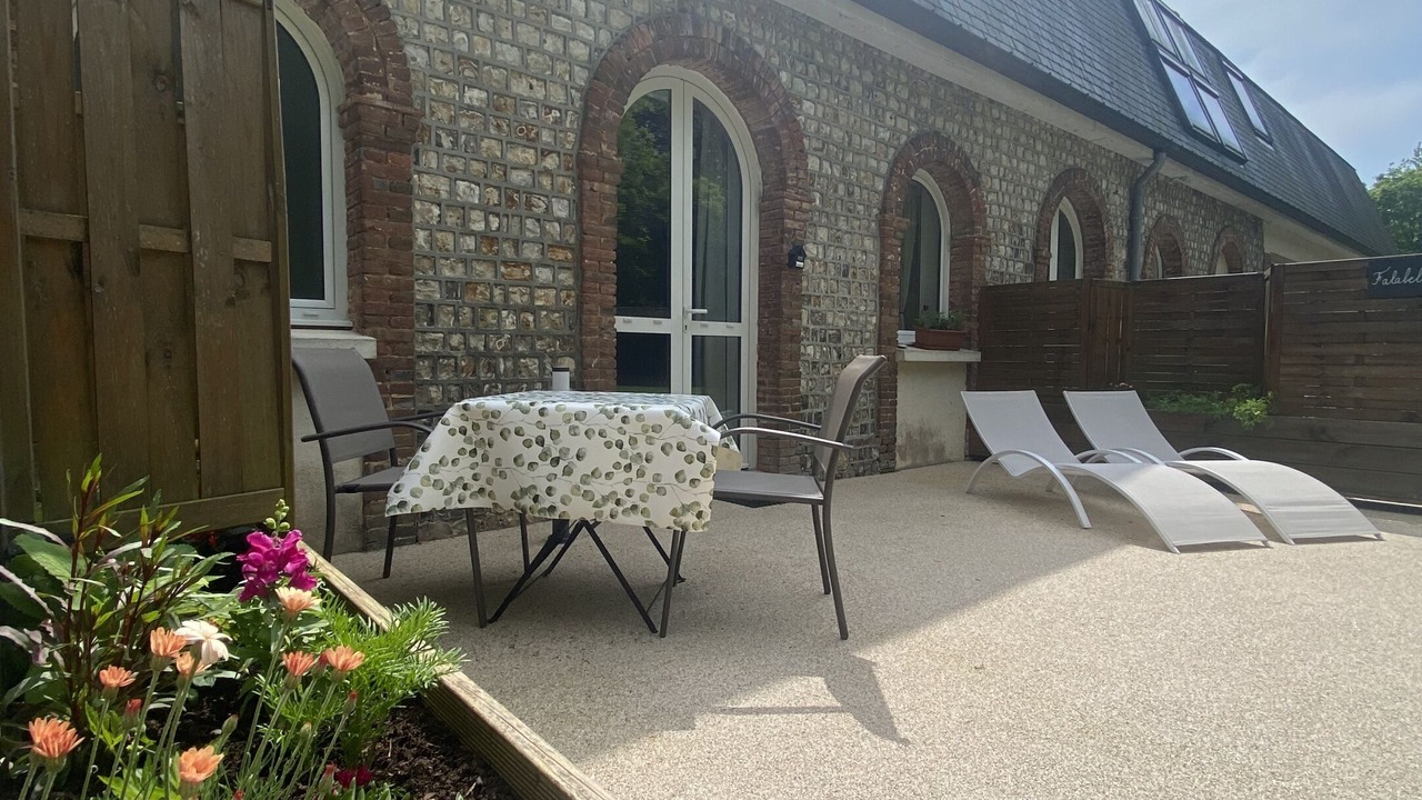 Photo of Patio Balcony in Contremoulins