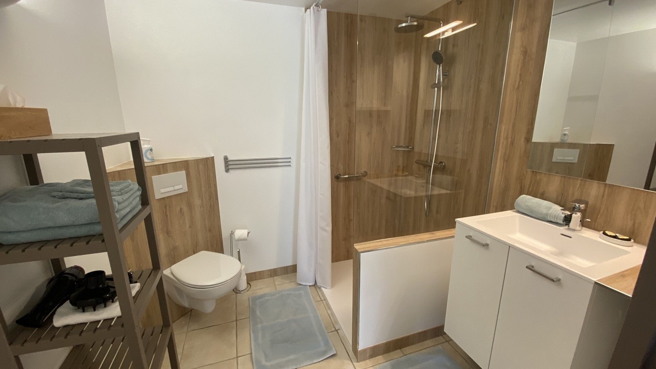 Photo of Bathroom in Contremoulins