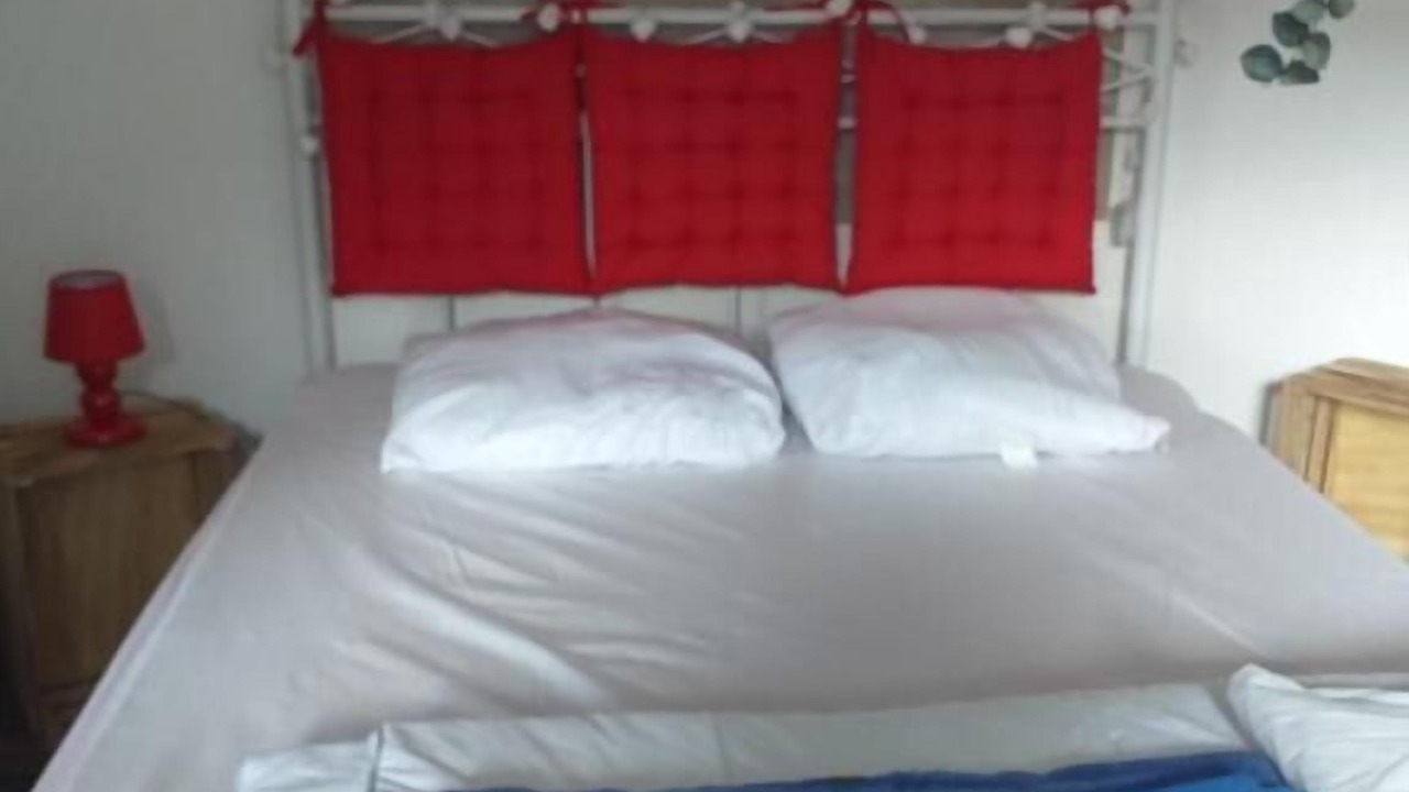 Photo of Bedroom in Marquise