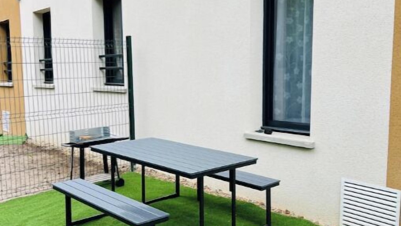 Photo of Outdoor in Luzarches