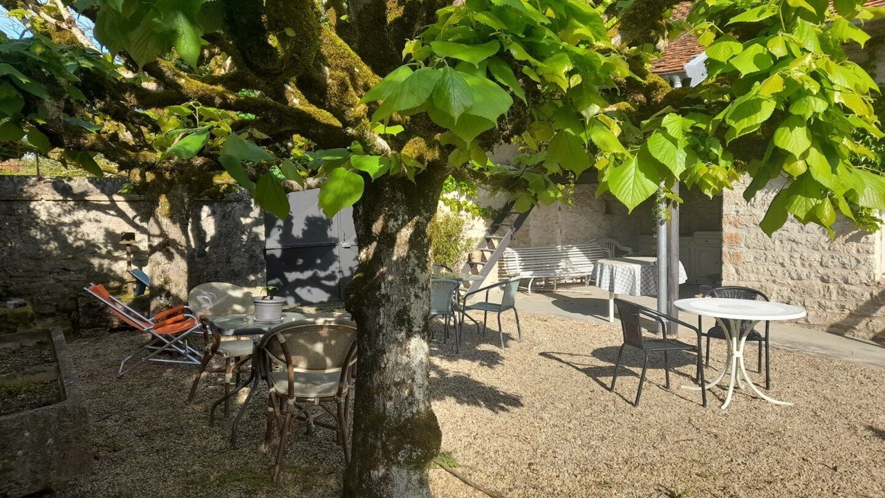 Photo of Patio Balcony in Villers-Farlay