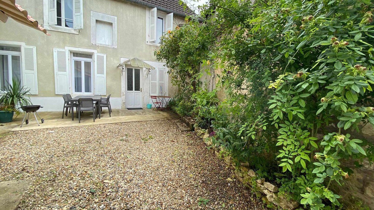 Photo of Outdoor in Coulanges-la-Vineuse