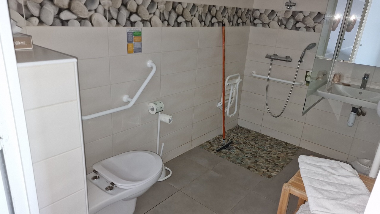 Photo of Bathroom in Veulettes-sur-Mer
