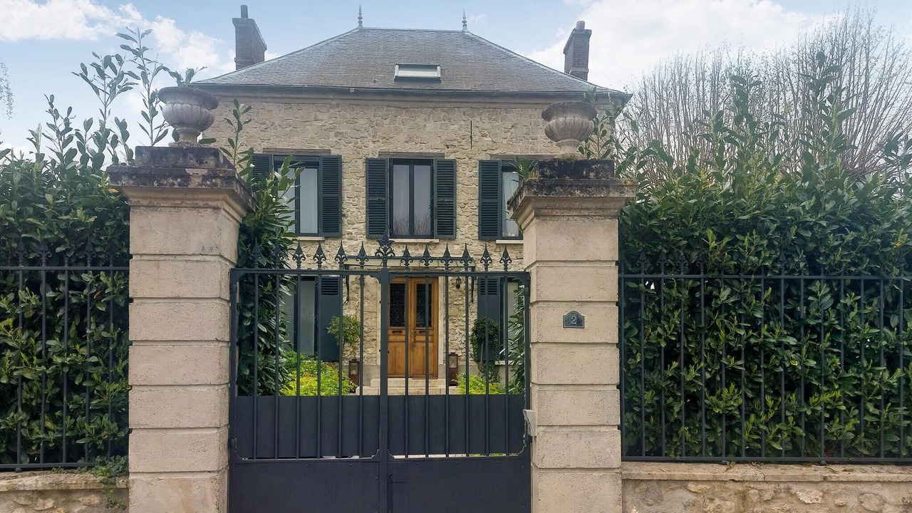Photo of Outdoor in Montagny-Sainte-Felicite
