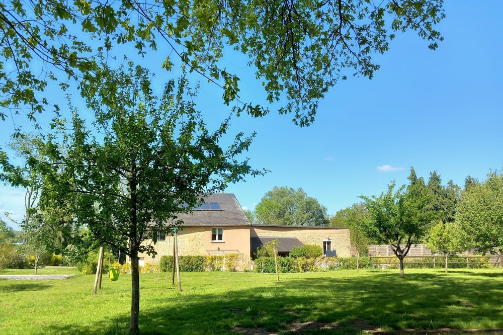 Photo of Outdoor in Haudrecy
