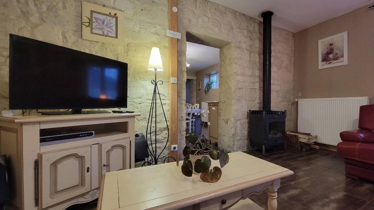 Photo of Livingroom in Cuffies