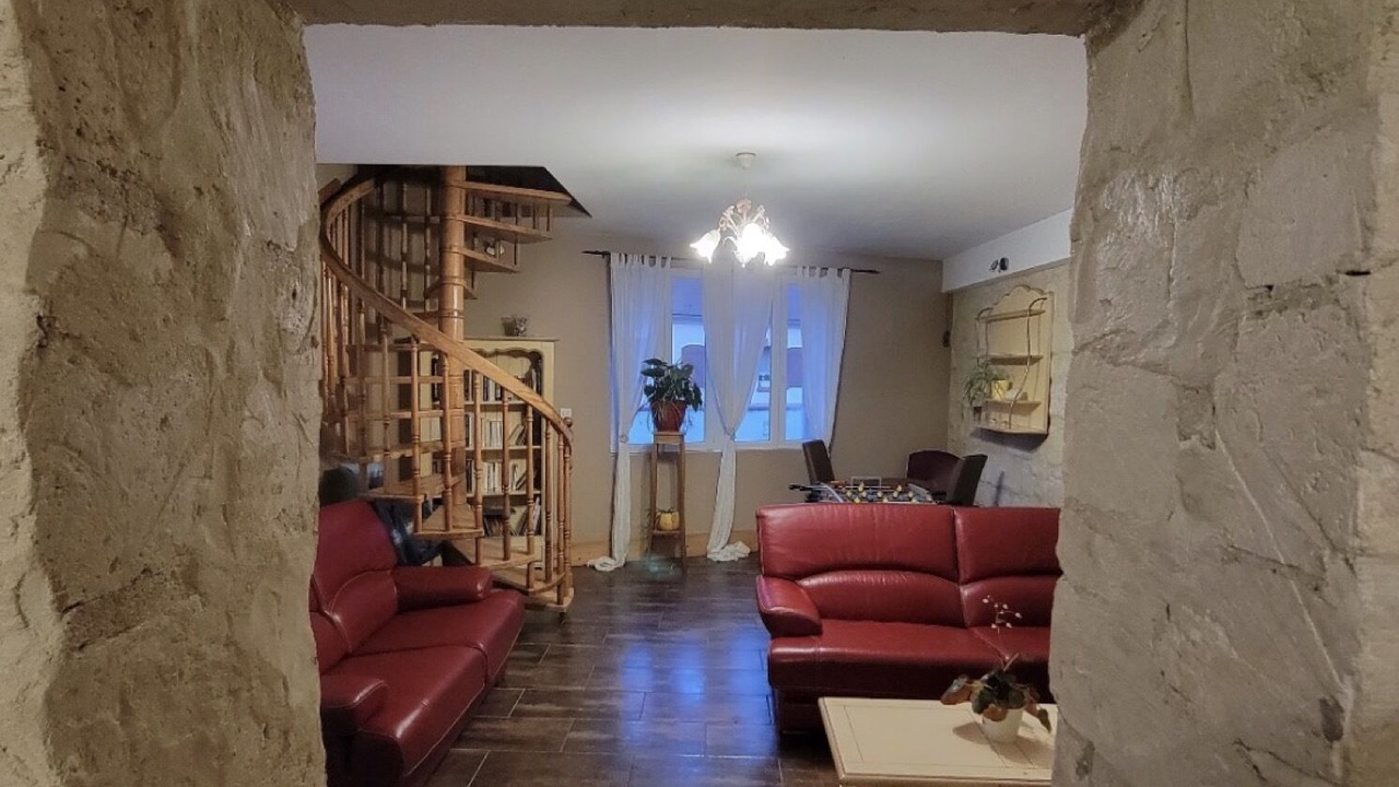 Photo of Livingroom in Cuffies