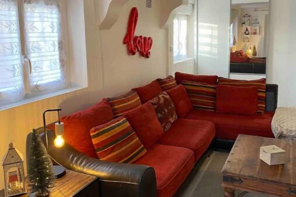 Photo of Livingroom in Saint-Cheron