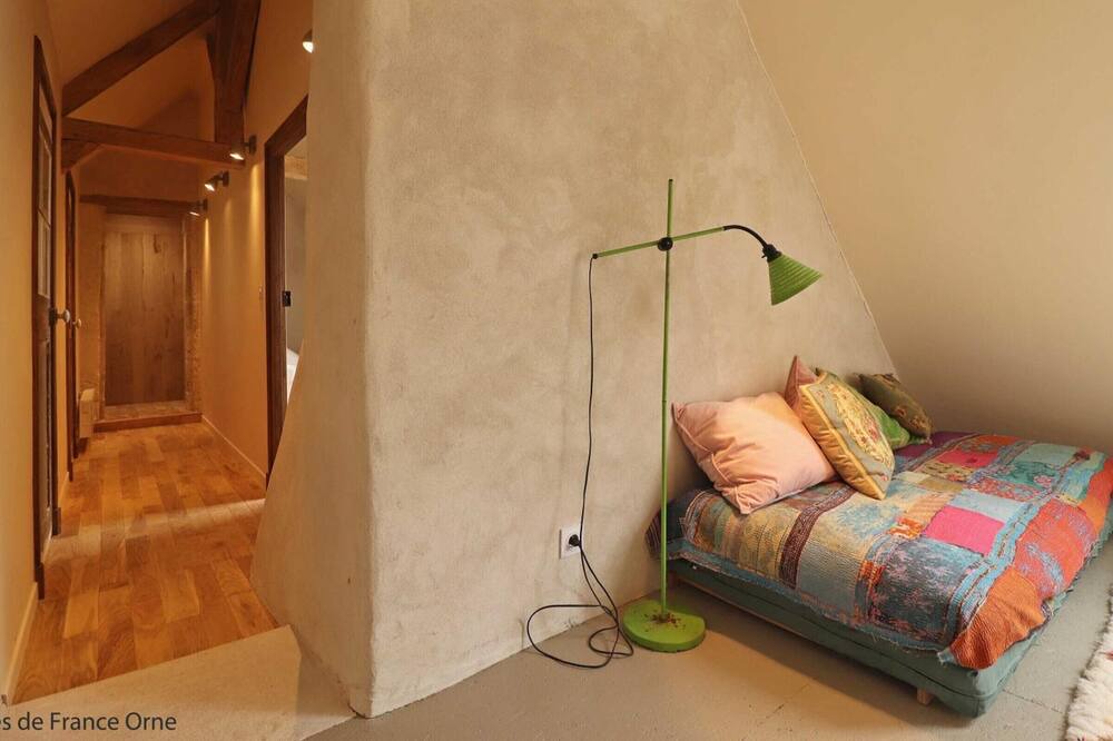 Photo of Bedroom in Comblot