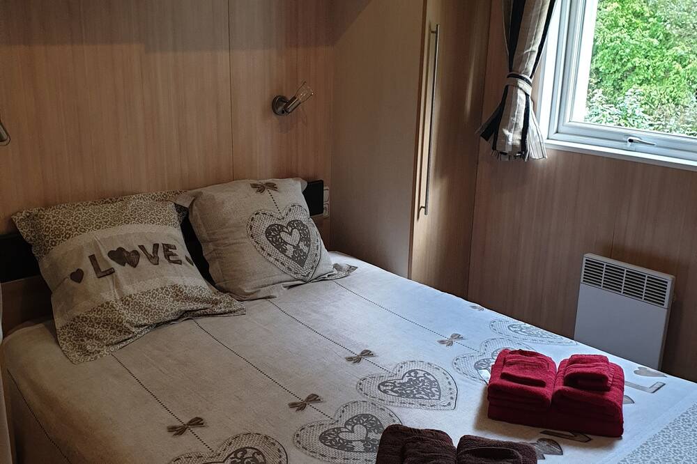 Photo of Bedroom in Triqueville
