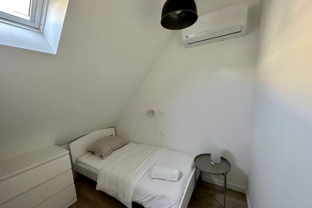 Photo of Bedroom in Centre Erlon