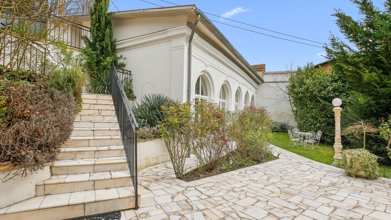 Photo of Outdoor in Saint-Prix