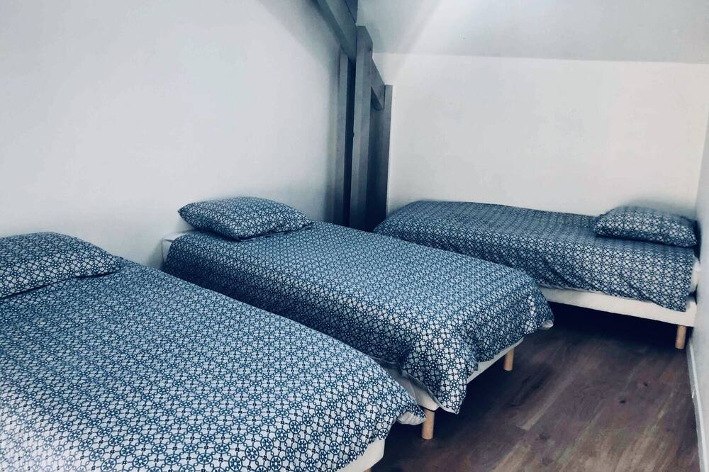Photo of Bedroom in Vernou-la-Celle-sur-Seine