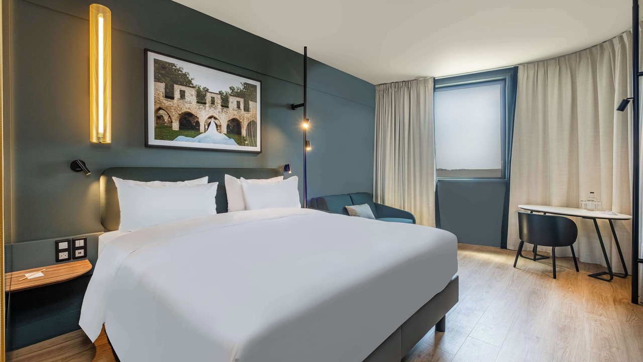 Photo of Bedroom in Reims City Centre