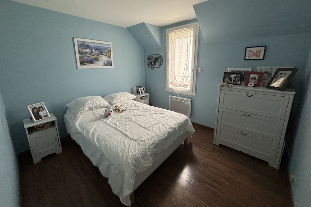 Photo of Bedroom in Rungis