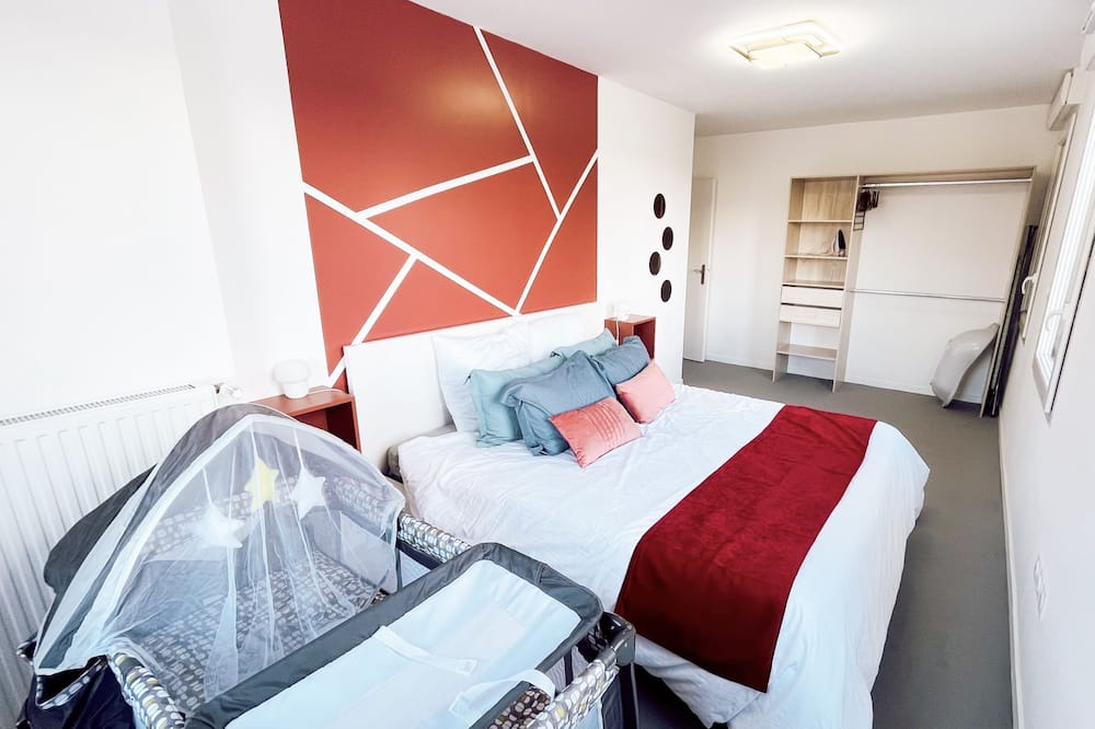 Photo of Bedroom in Bussy-Saint-Georges