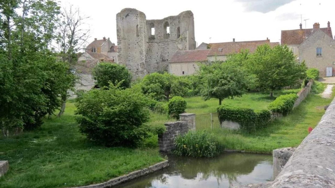 Photo of Others in Grez-sur-Loing
