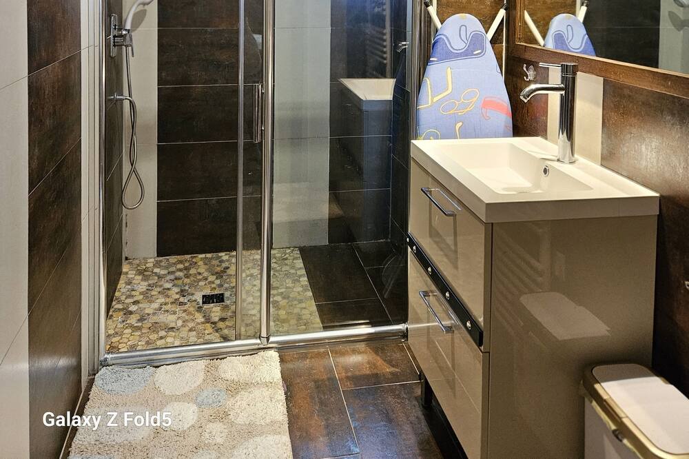 Photo of Bathroom in Montereau-Fault-Yonne