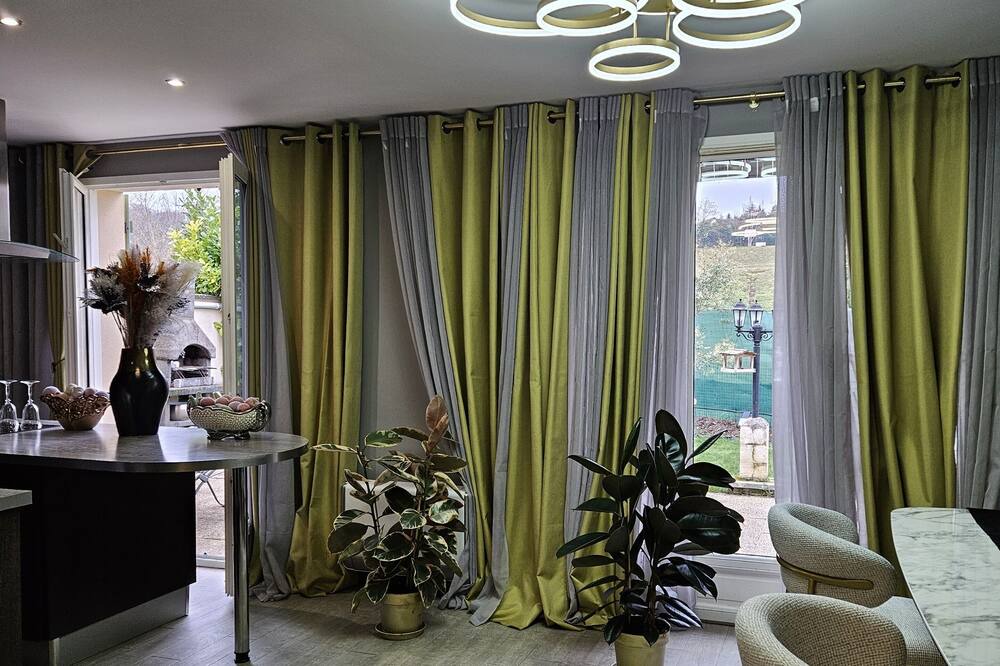 Photo of Bedroom in Montereau-Fault-Yonne