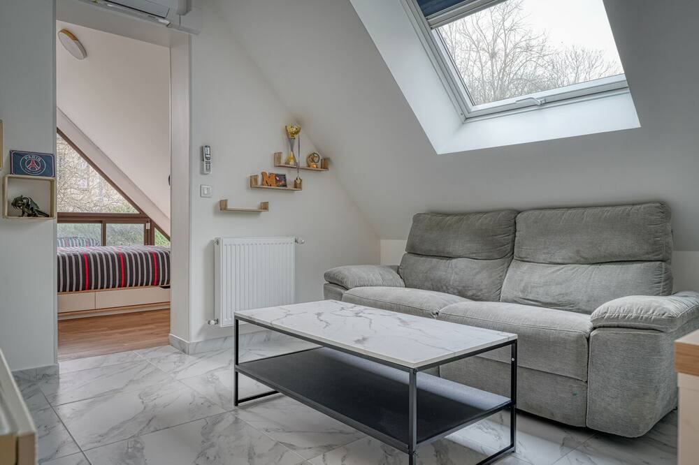 Photo of Livingroom in Ecouen