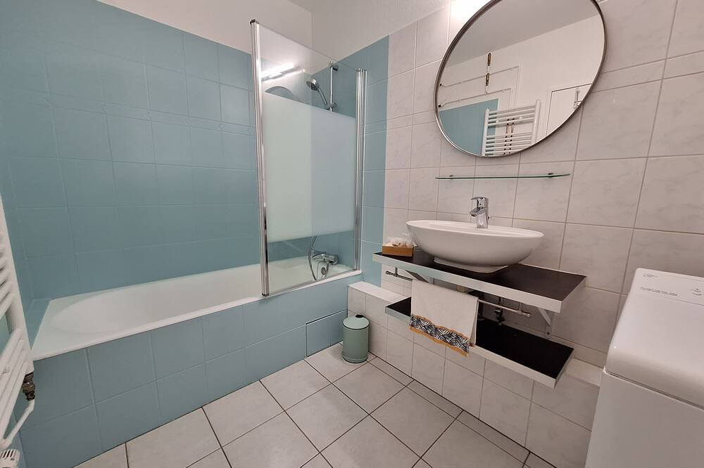 Photo of Bathroom in Esplanade