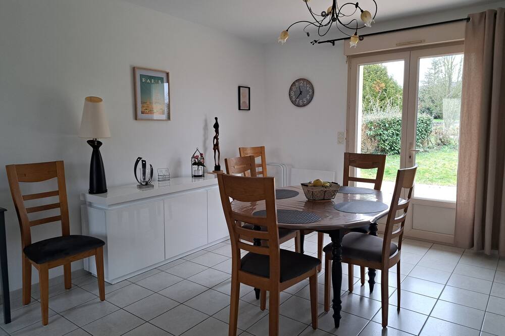 Photo of Others in Auvers-le-Hamon