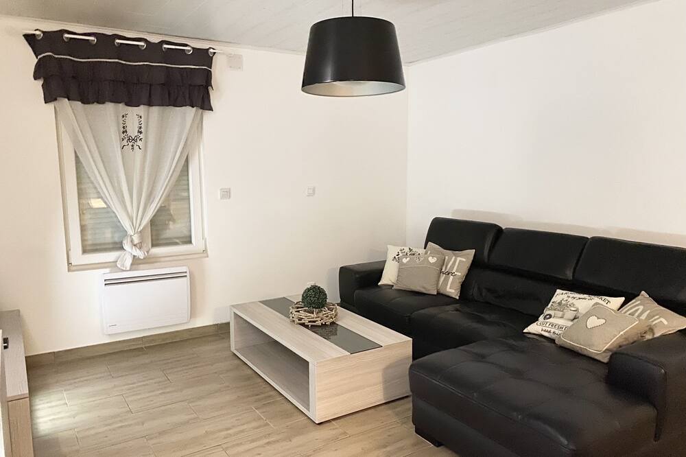 Photo of Livingroom in Vireux-Wallerand