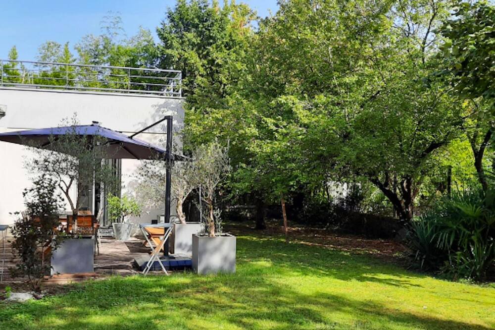 Photo of Outdoor in Saint-Gratien