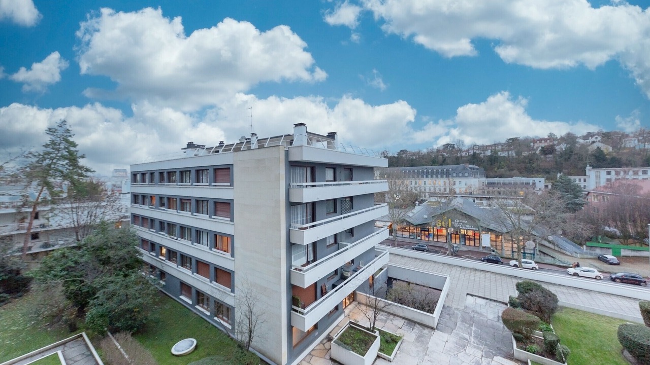 Photo of Outdoor in Sevres