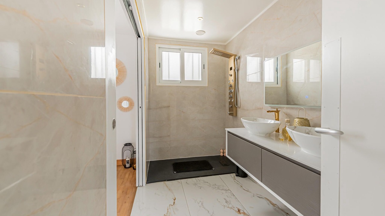 Photo of Bathroom in Juvisy-sur-Orge
