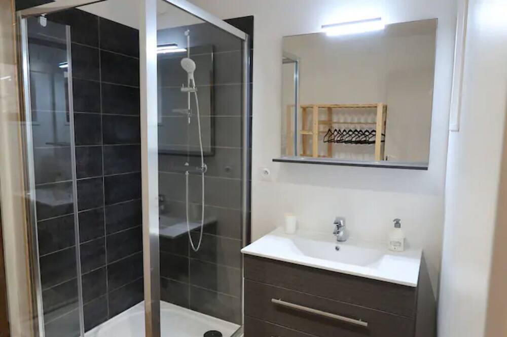 Photo of Bathroom in Saint-Valery-en-Caux