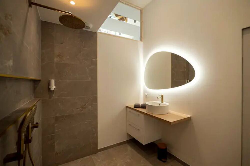 Photo of Bathroom in Saint-Valery-en-Caux