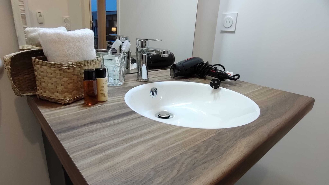 Photo of Bathroom in Montivilliers