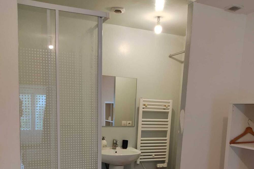 Photo of Bathroom in Citry