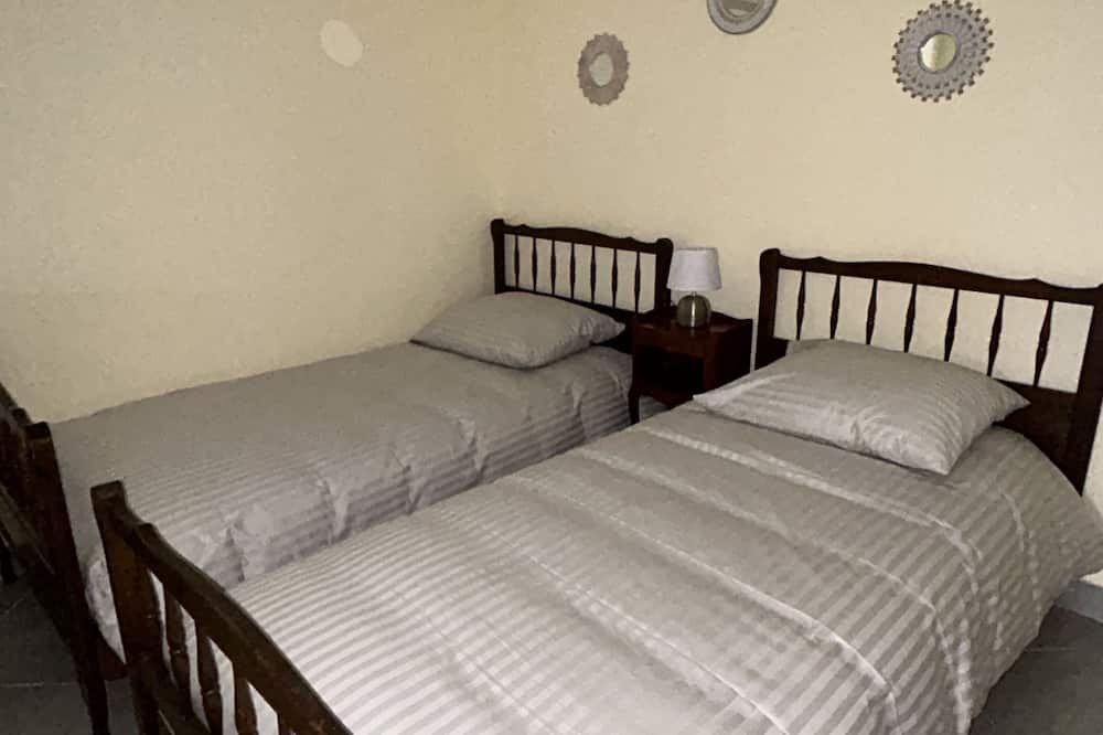 Photo of Bedroom in Varennes-sur-Seine