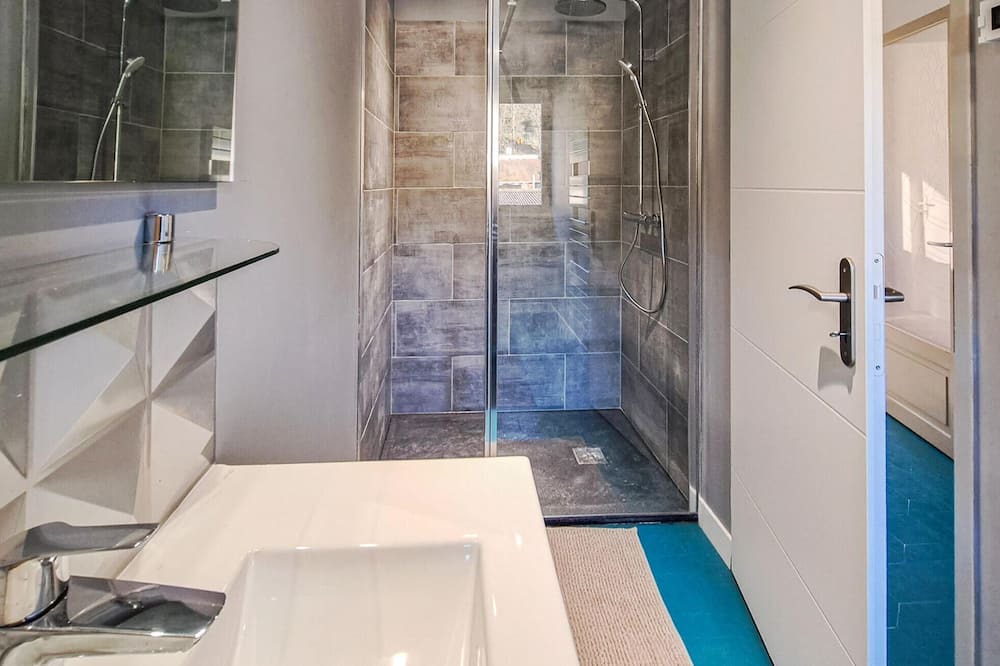 Photo of Bathroom in Nonancourt