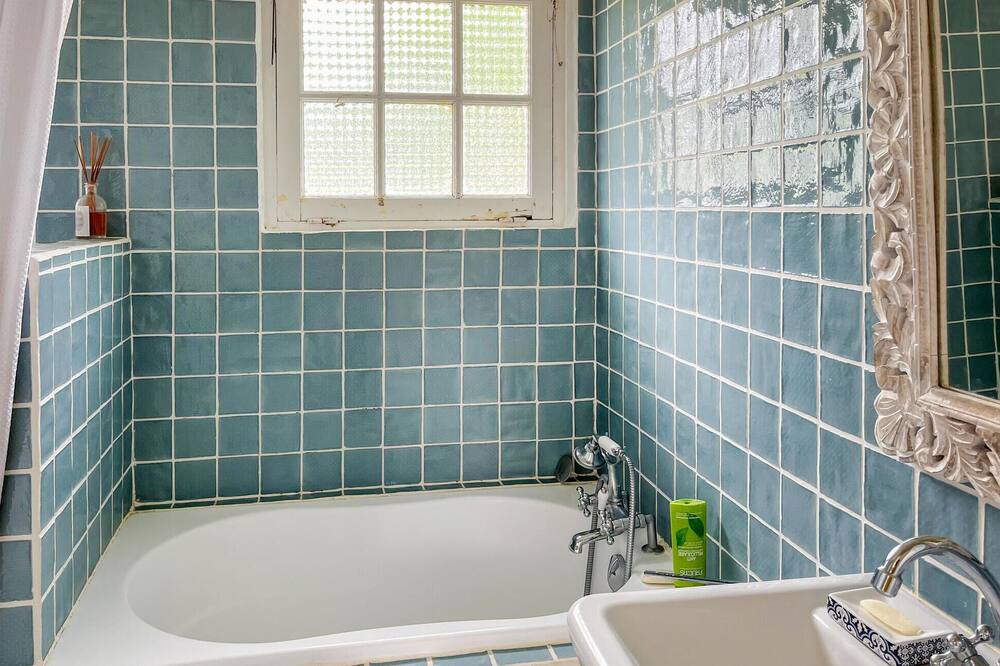 Photo of Bathroom in Hardencourt-Cocherel