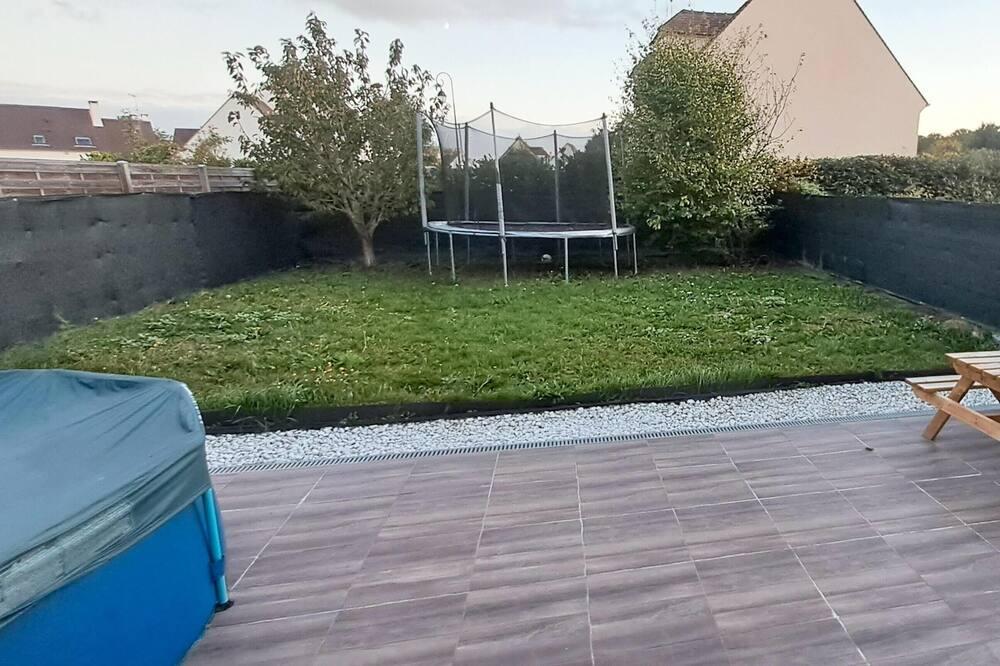 Photo of Outdoor in La Chapelle-en-Serval