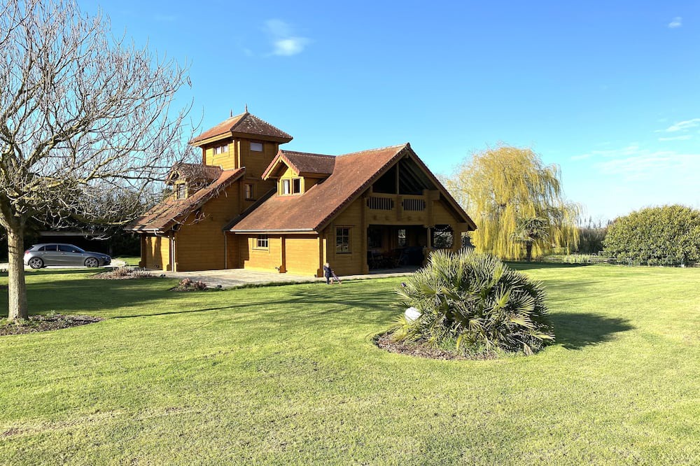 Photo of Outdoor in Sauqueville
