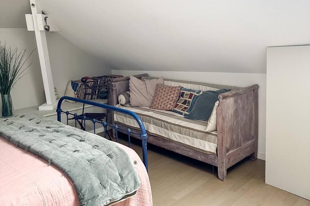 Photo of Bedroom in Chantiers