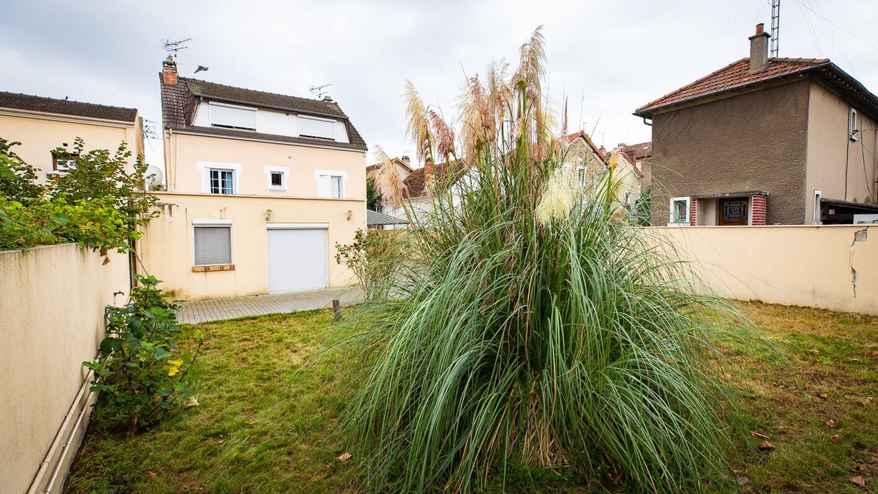 Photo of Outdoor in Villeneuve-Saint-Georges